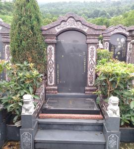 中禄区立碑1